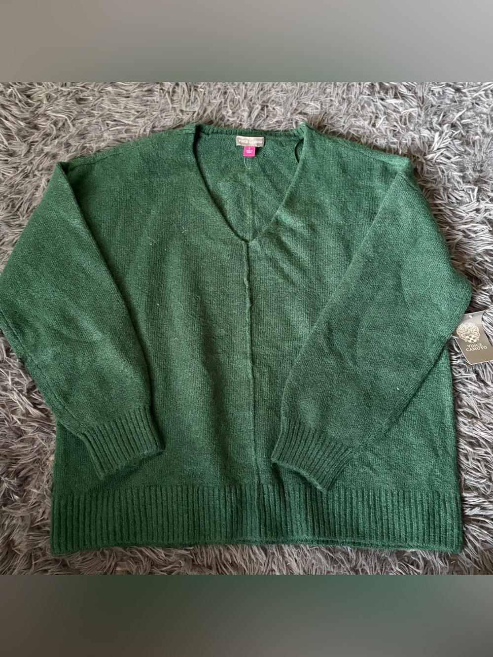 NWT Vince Camuto Cozy Center-Seam V-Neck Drop-Shoulder Sweater - Size Small
